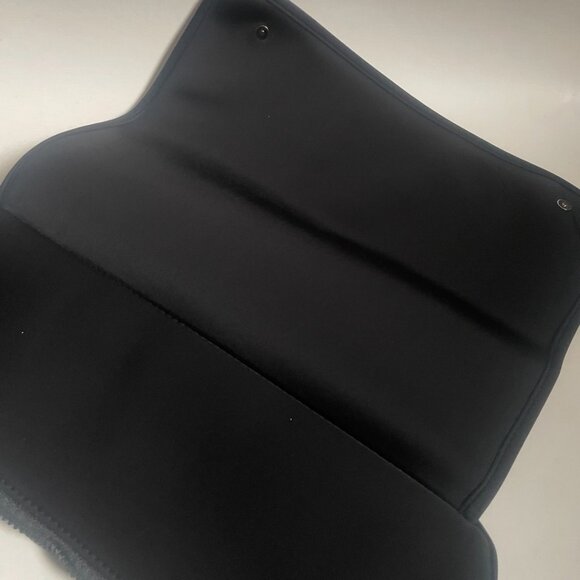 Barefoot Caribou Heat-Resistant Hair Tool Organizer Bag - Picture 7 of 7